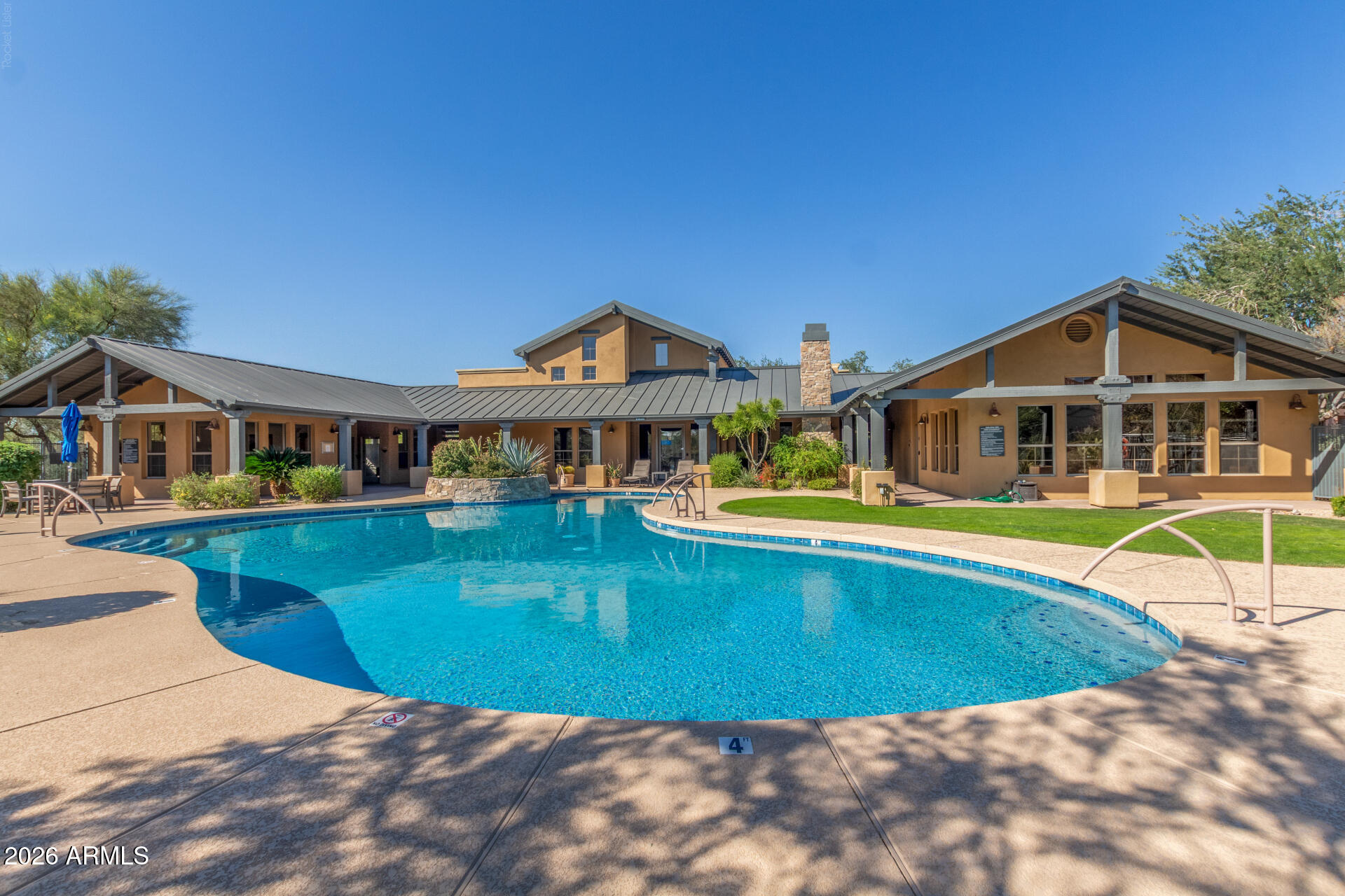 20801 N 90TH Place 233