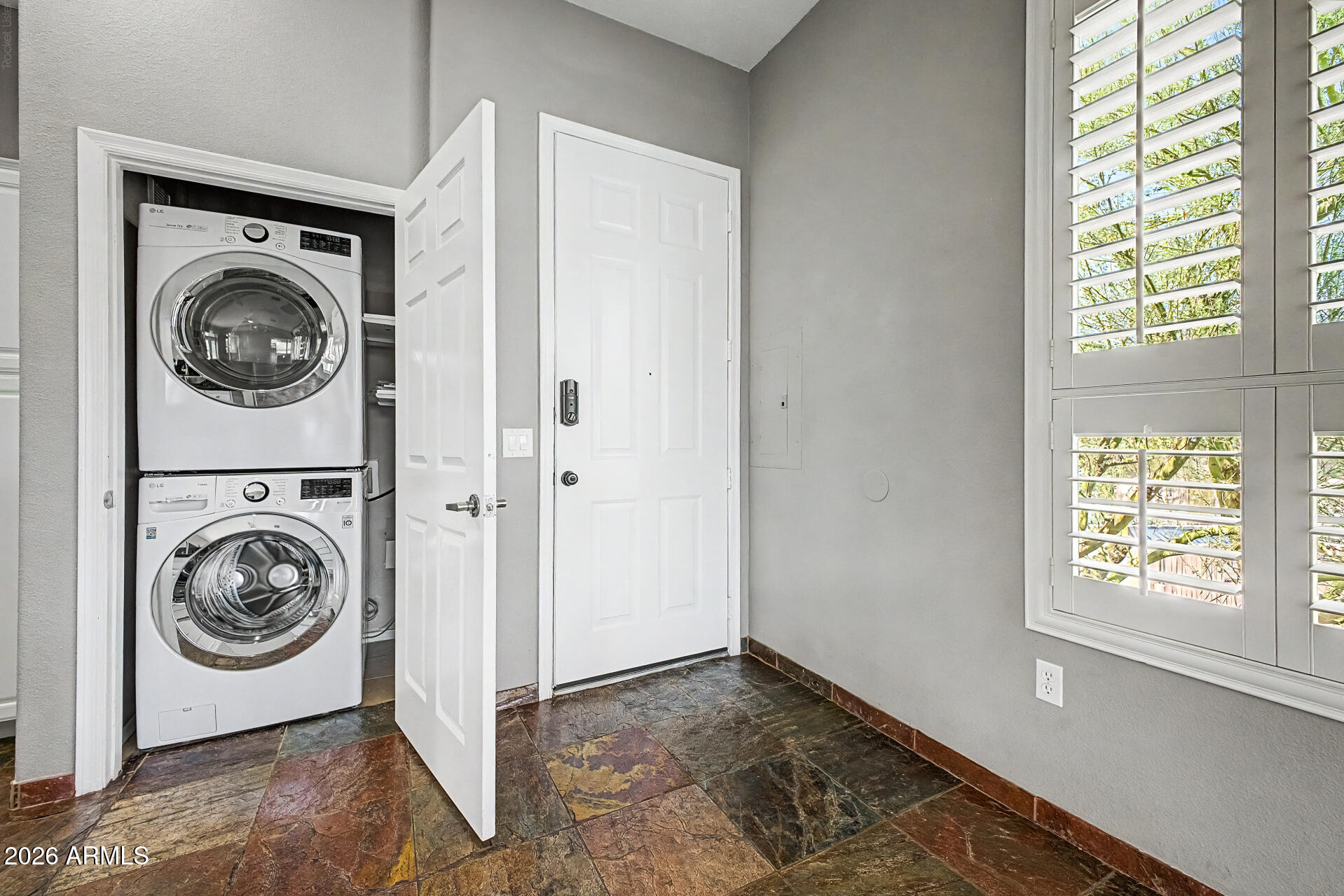 20801 N 90TH Place 233