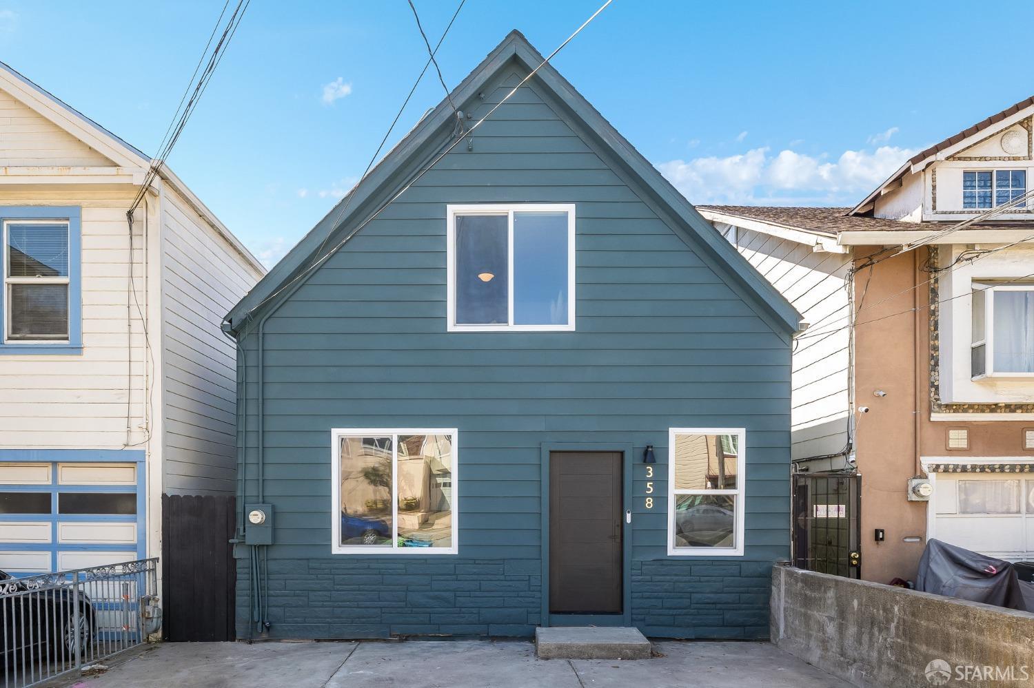 358 Madrid Street