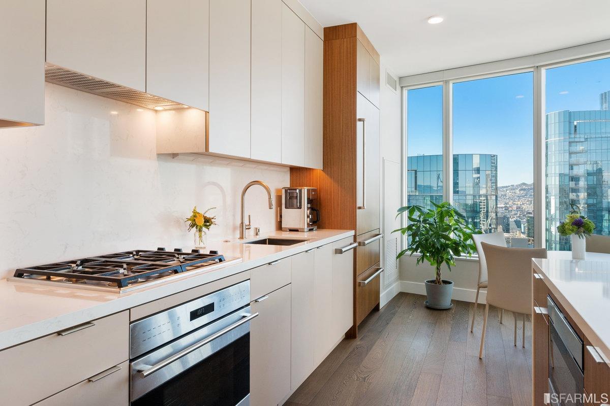 338 Spear Street # 39E