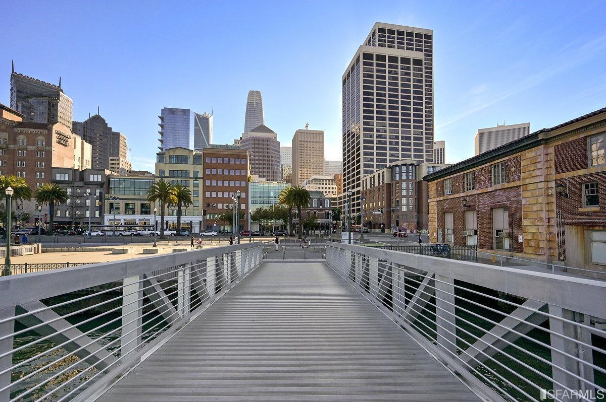 338 Spear Street # 39E