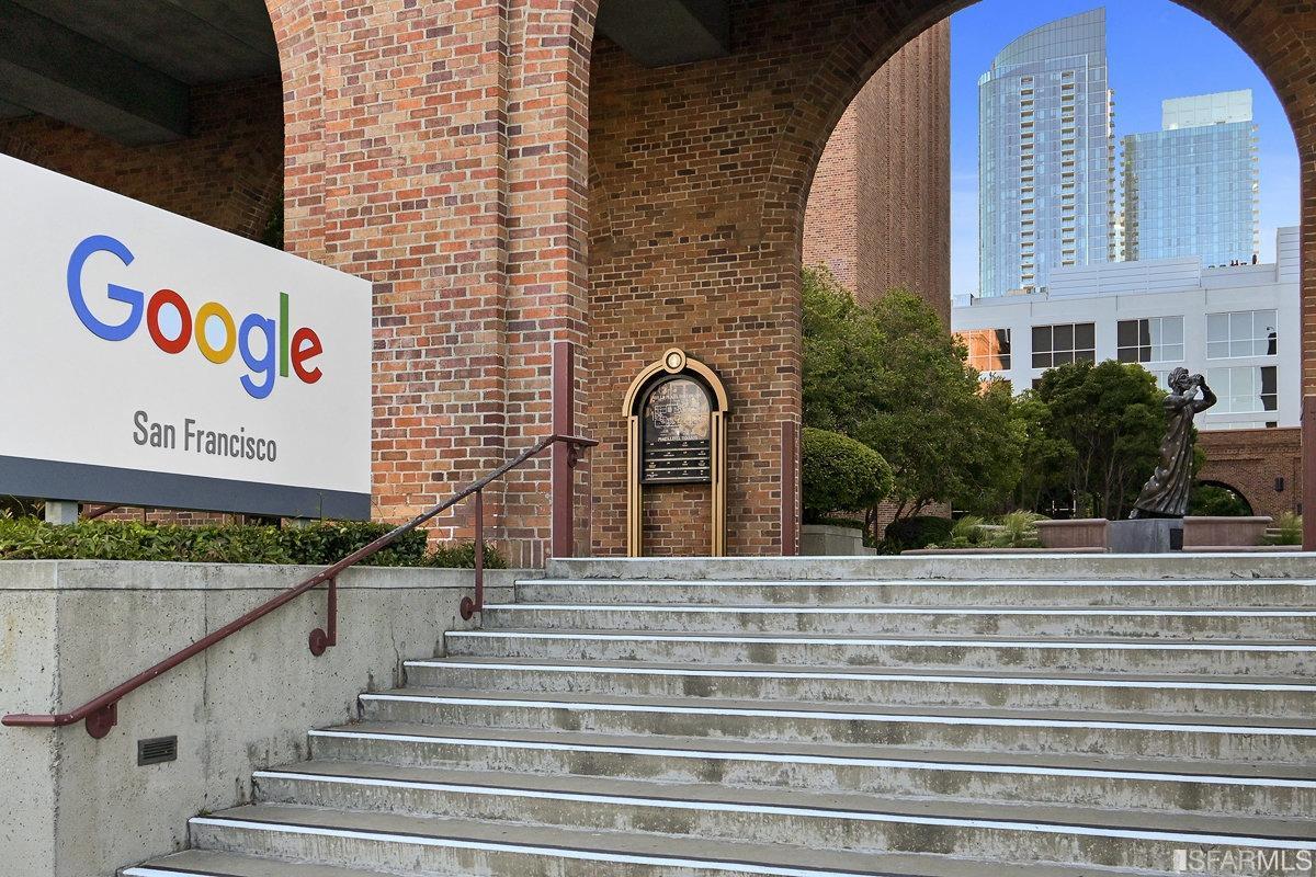 338 Spear Street # 39E