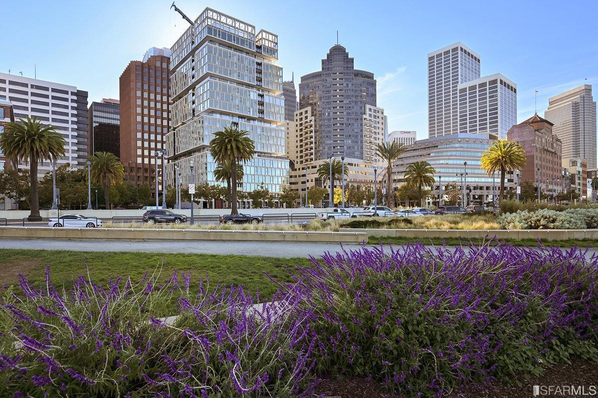 338 Spear Street # 39E