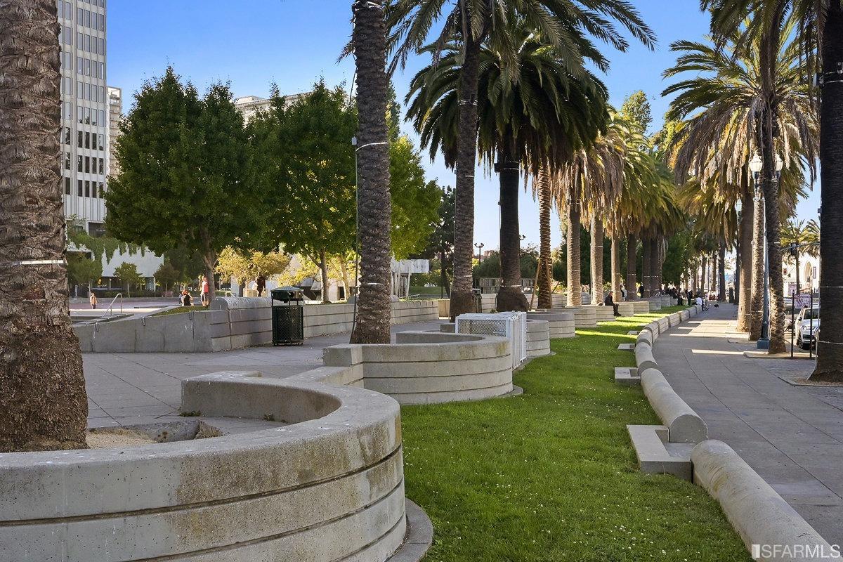 338 Spear Street # 39E