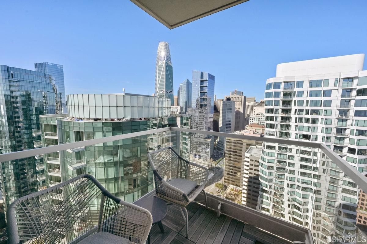 338 Spear Street # 39E