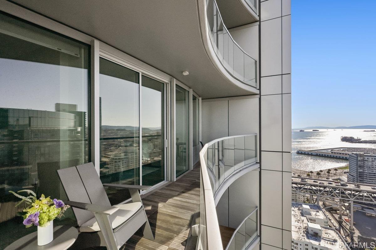 338 Spear Street # 39E