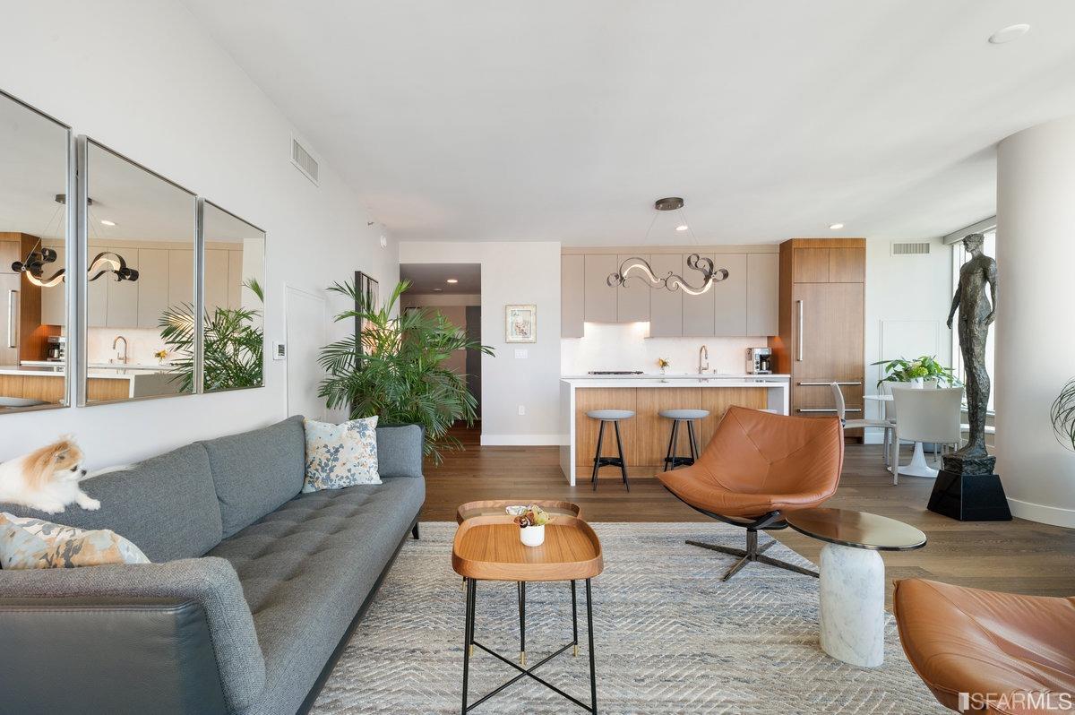 338 Spear Street # 39E