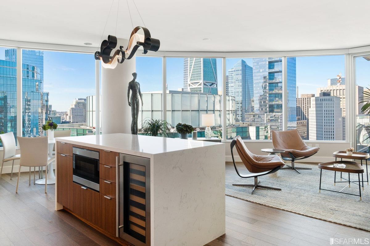 338 Spear Street # 39E