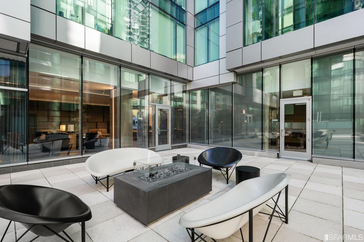 338 Spear Street # 39E