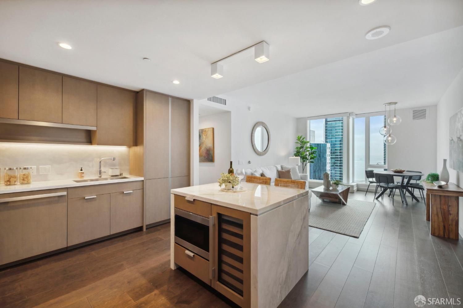 488 Folsom Street # 4106