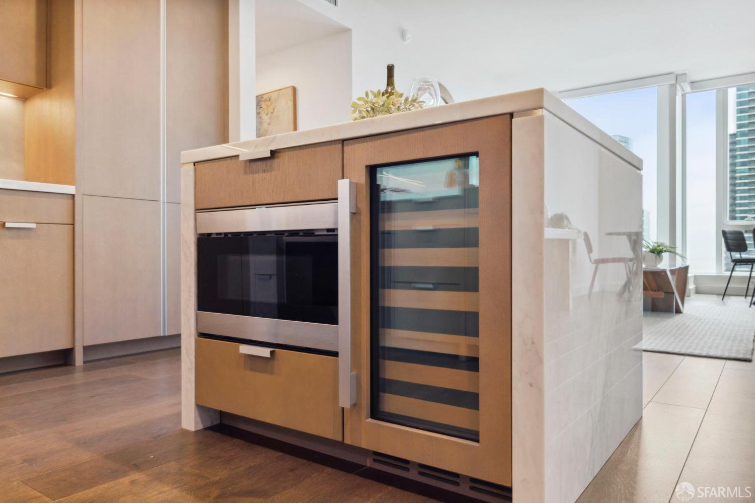 488 Folsom Street # 4106