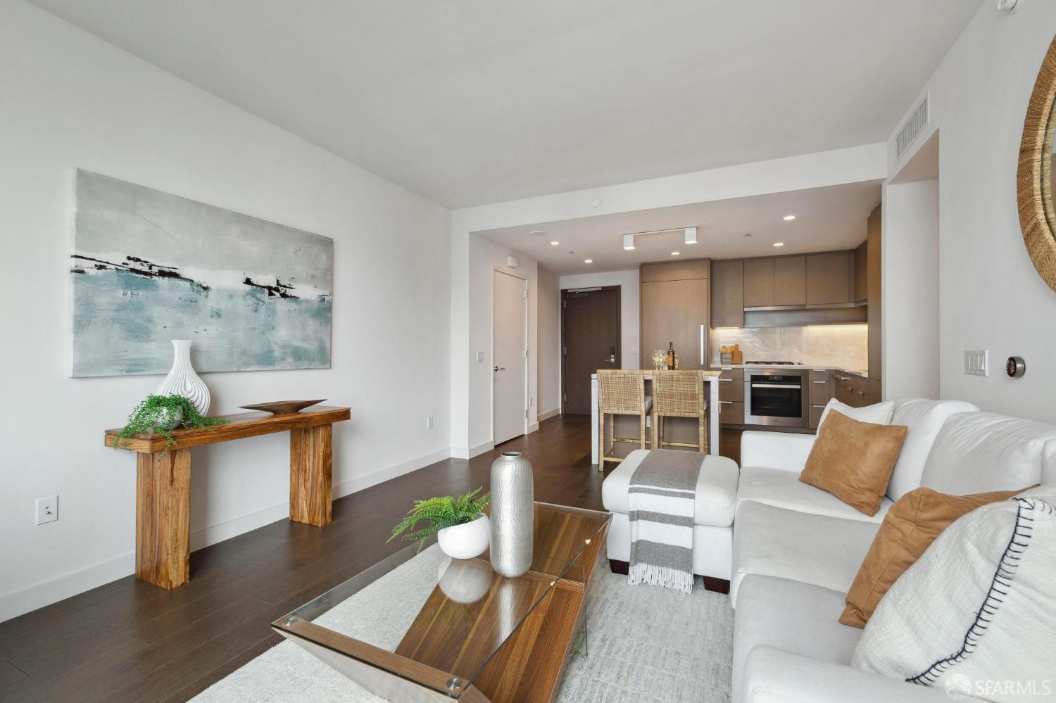 488 Folsom Street # 4106