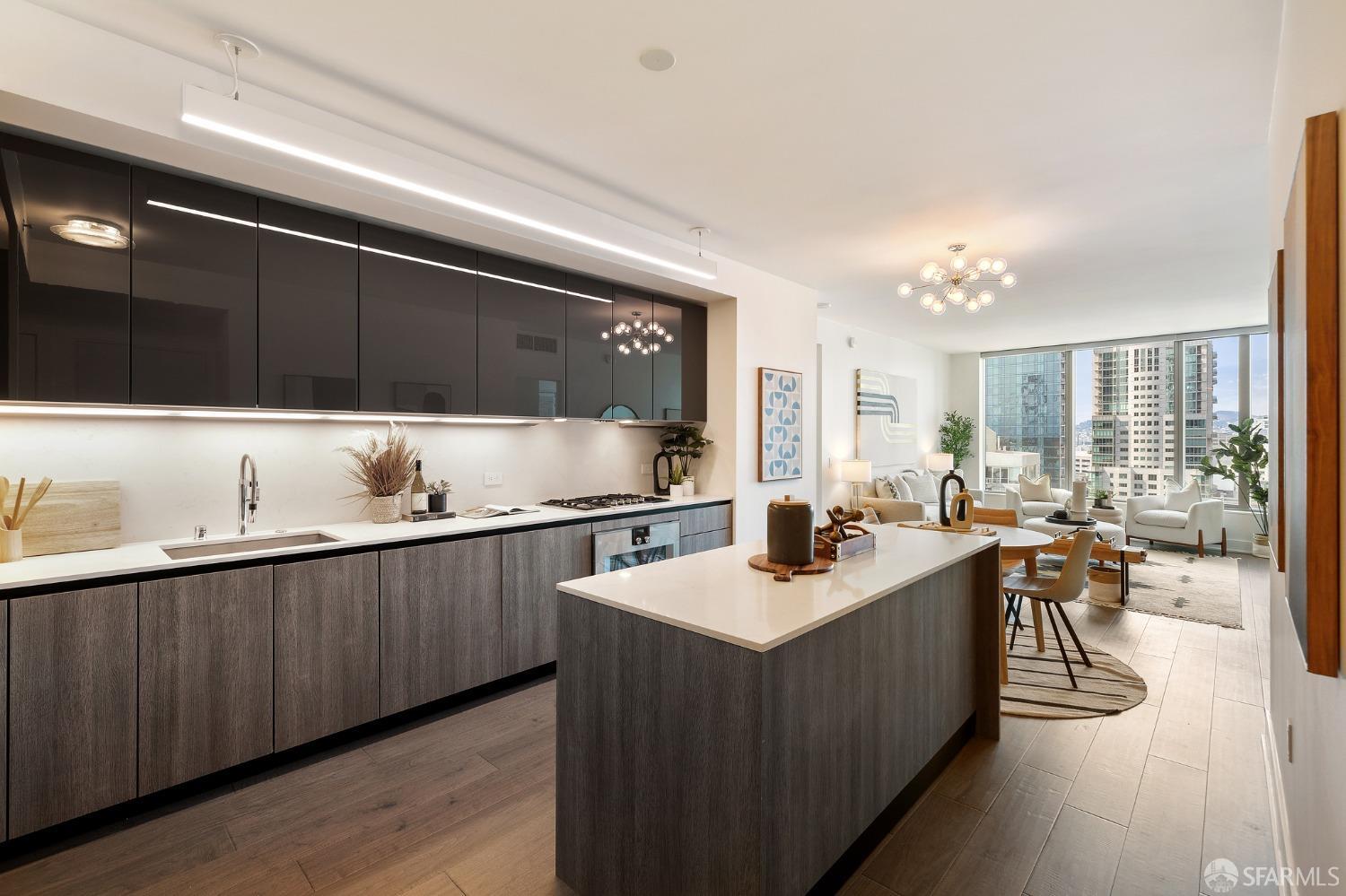 338 Main Street # 22F