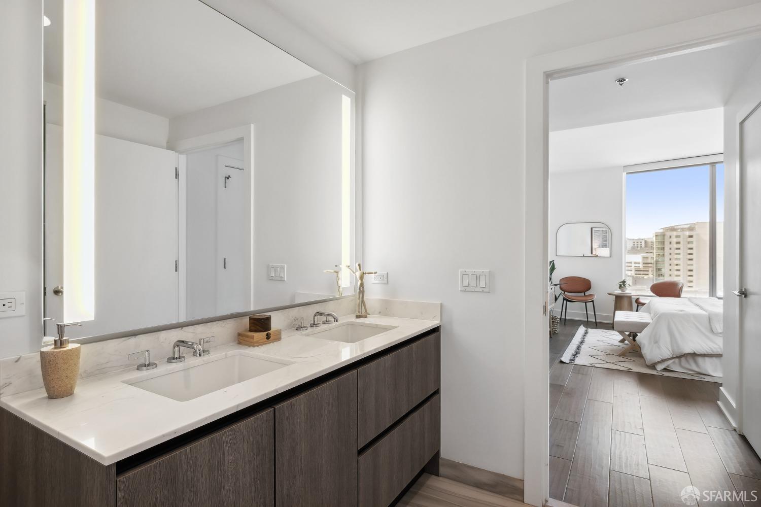 338 Main Street # 22F