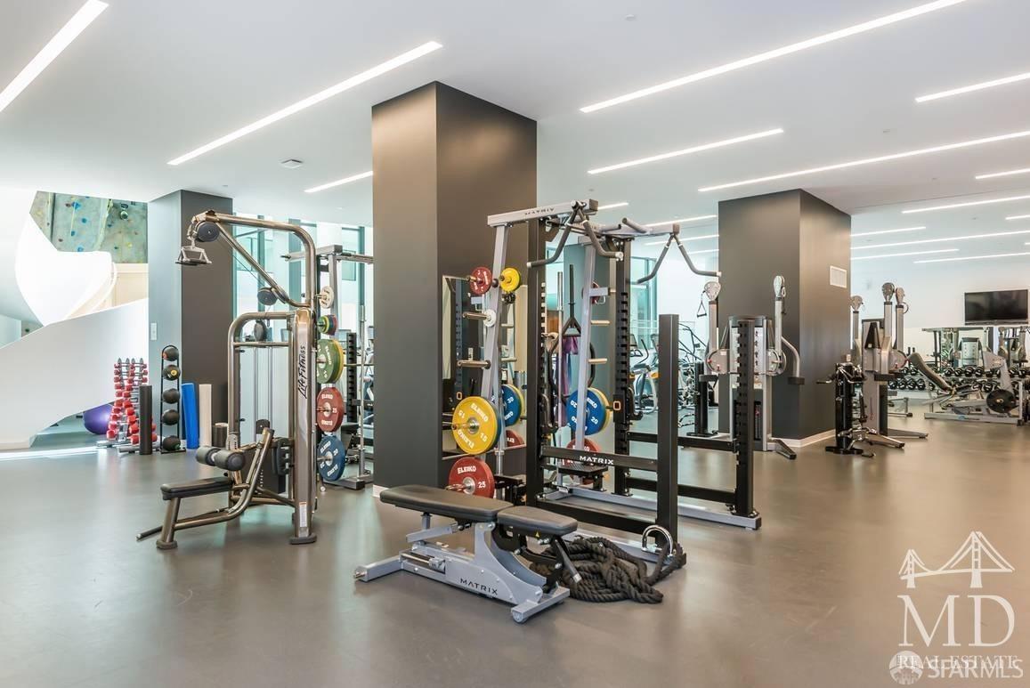 338 Main Street # 22F