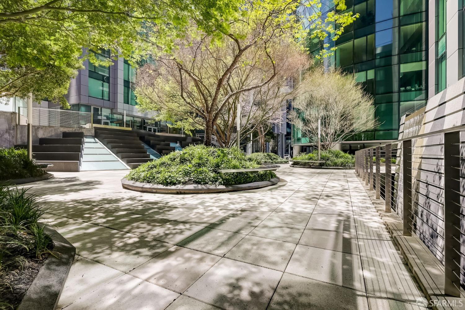 301 Main Street # 35F