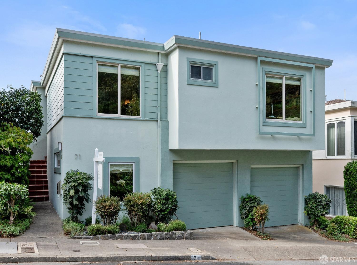 71 Knollview Way
