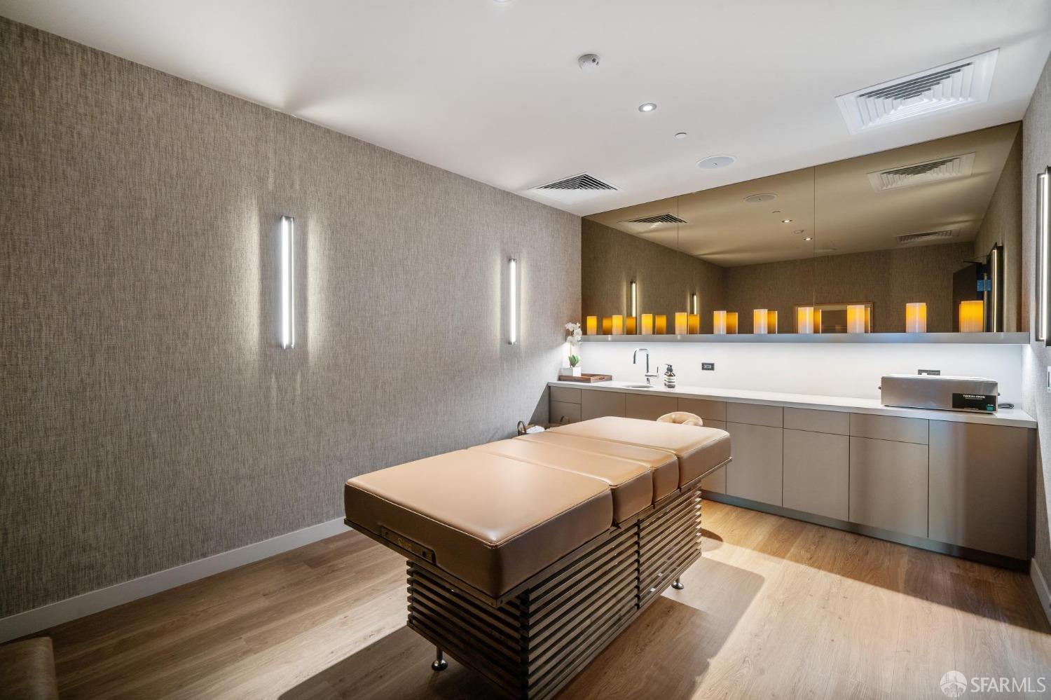 488 Folsom Street # 4106