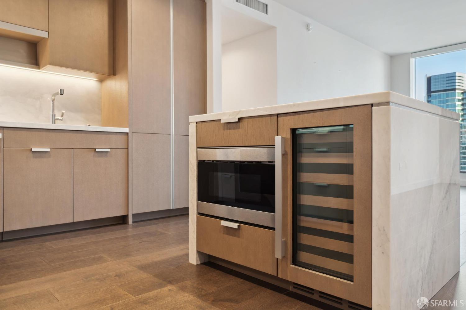 488 Folsom Street # 4106