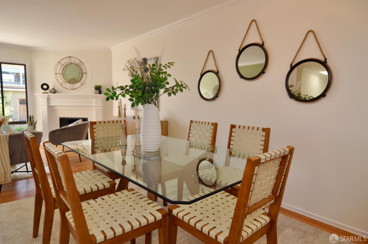 326 Los Palmos Drive