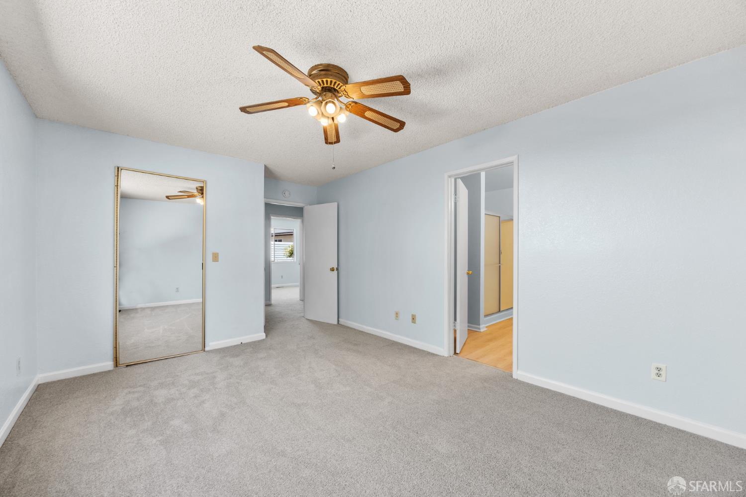 35 Doral Way