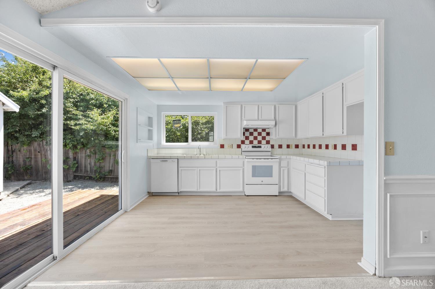 35 Doral Way