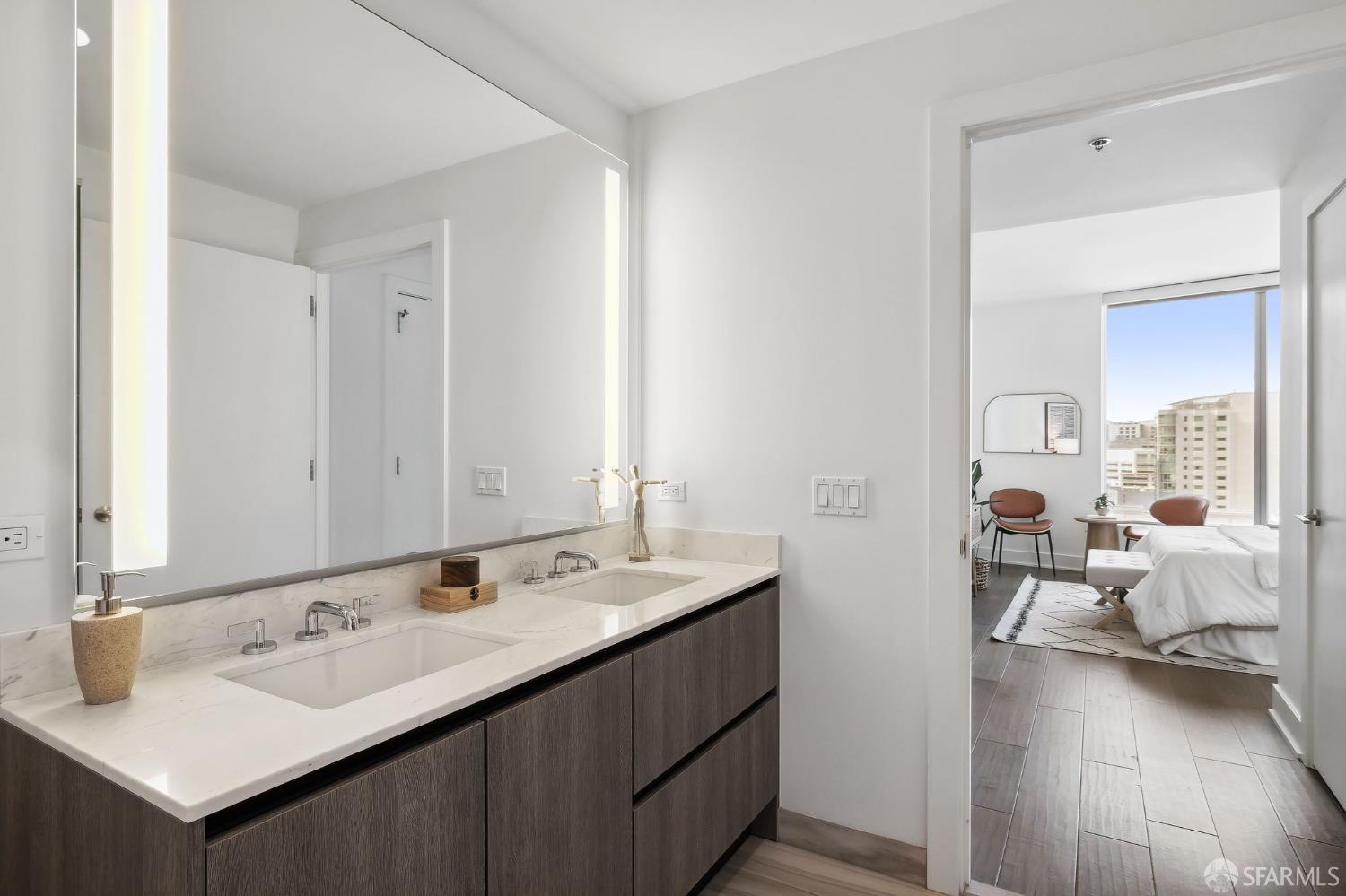 338 Main Street # 22F