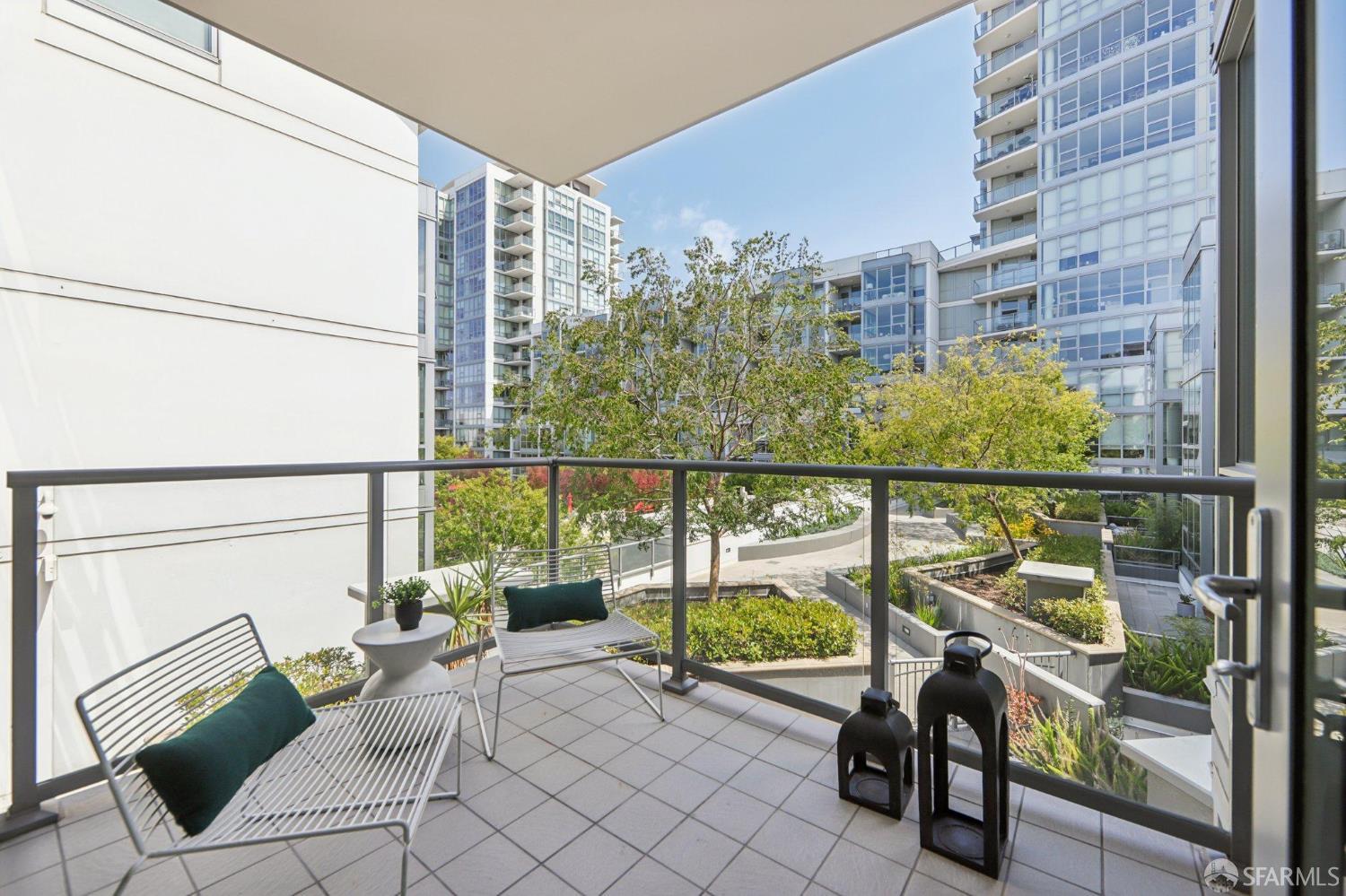 435 China Basin Street # 527