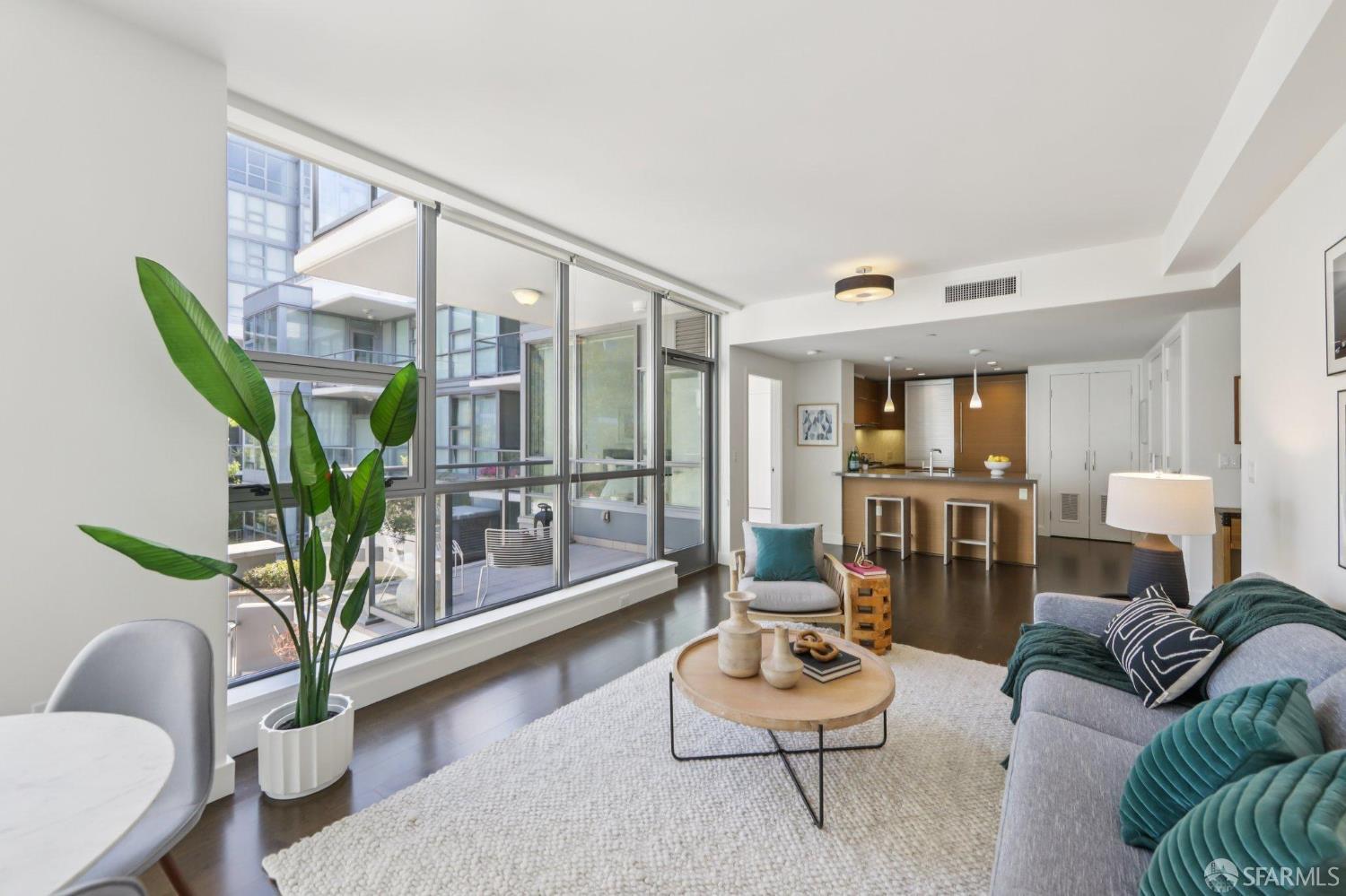 435 China Basin Street # 527