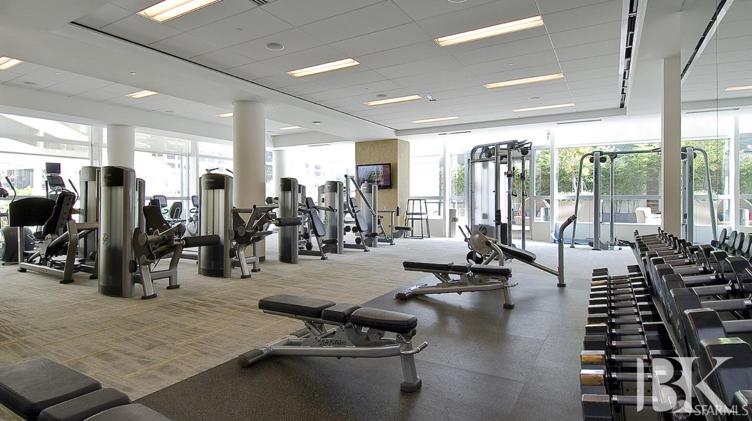 301 Mission Street # 34F