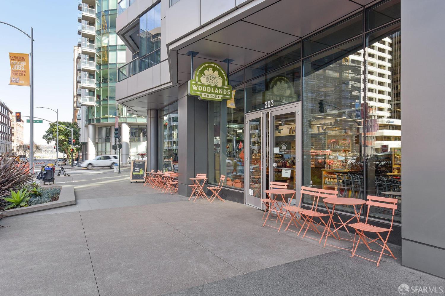 201 Folsom Street # 2A