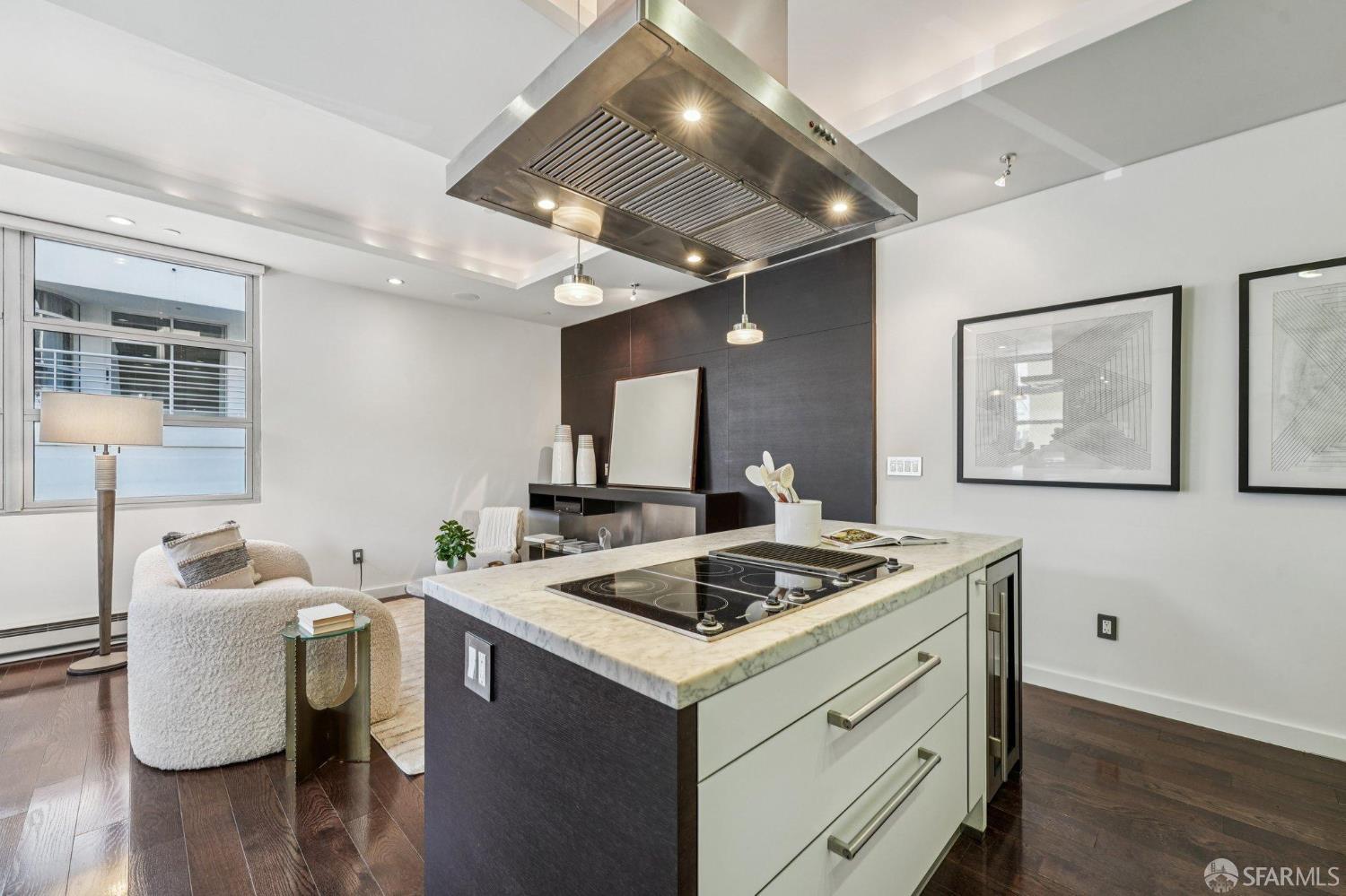 400 Spear Street # 203
