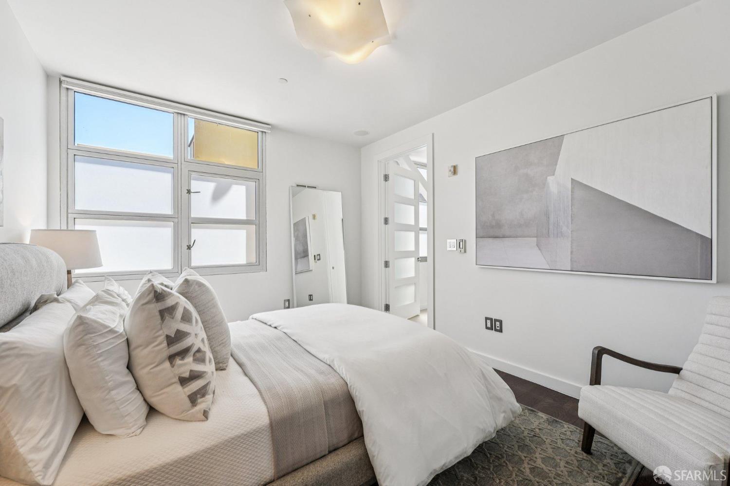 400 Spear Street # 203