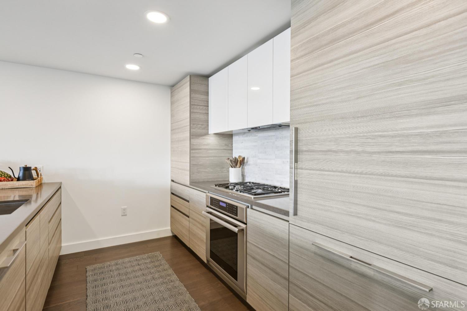 708 Long Bridge Street # 517
