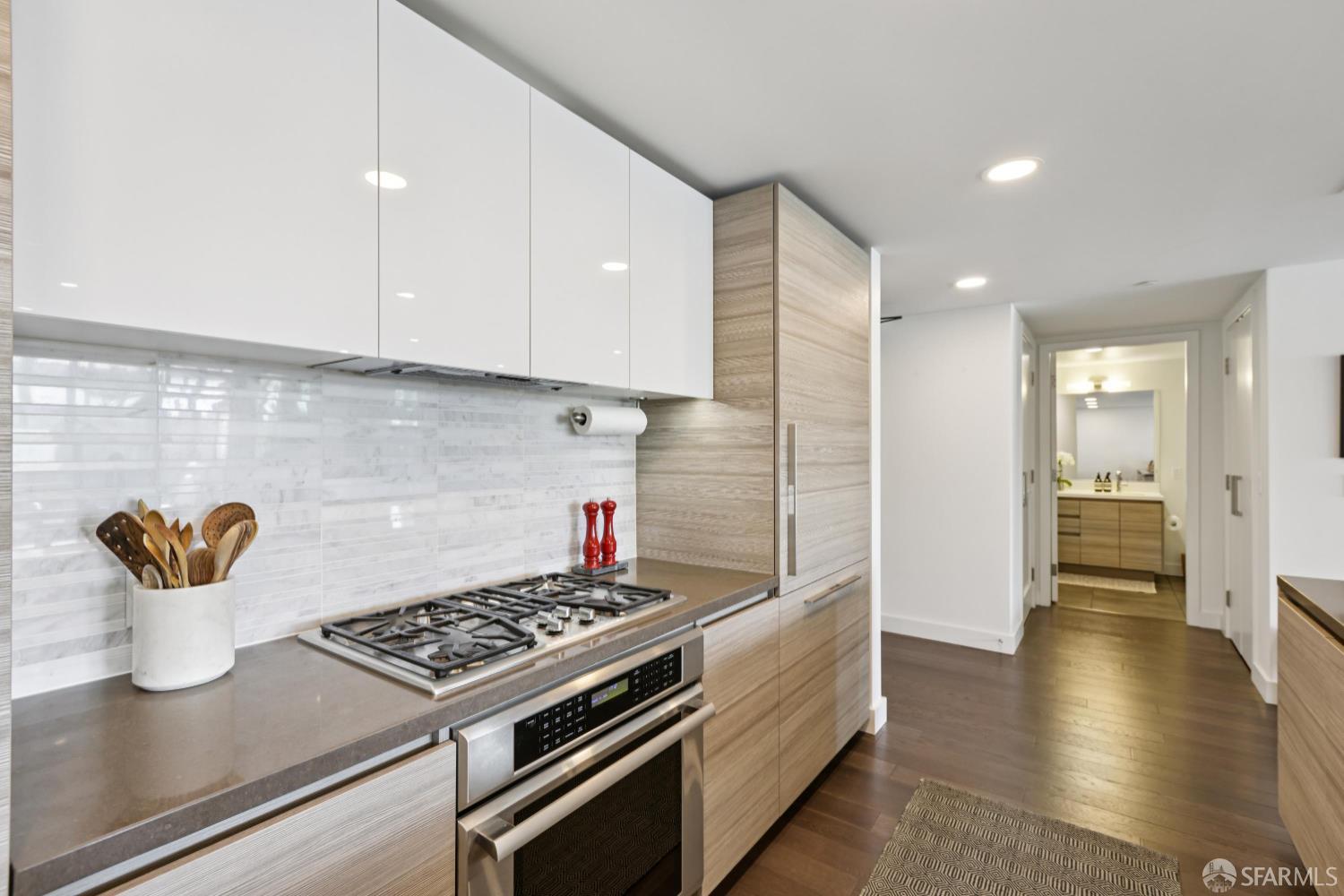 708 Long Bridge Street # 517