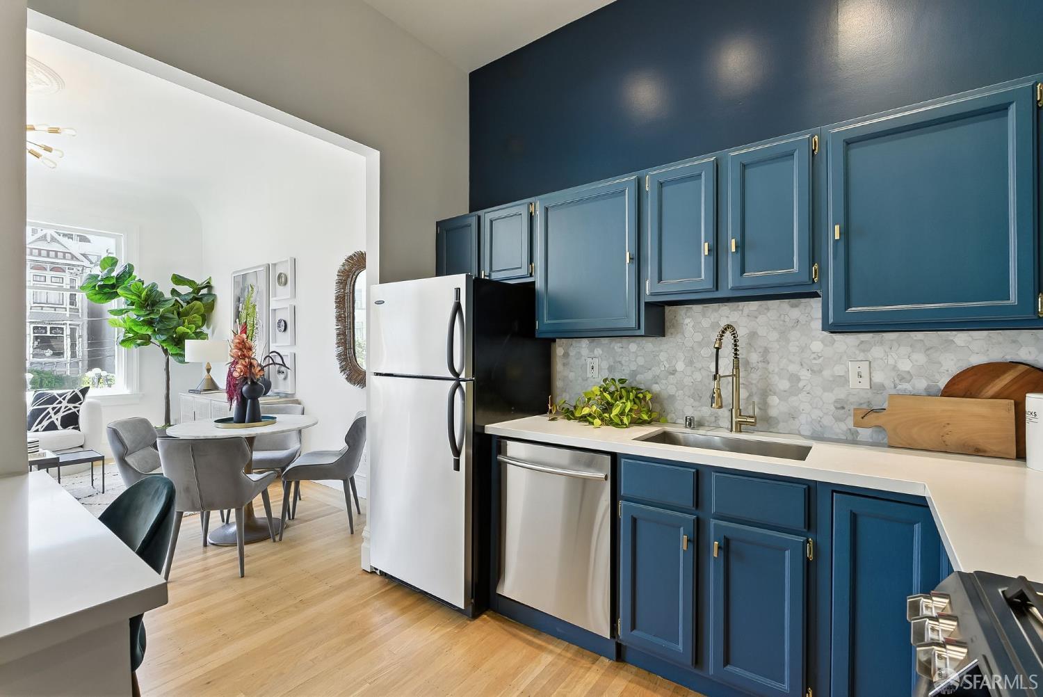 140 Divisadero Street # 5