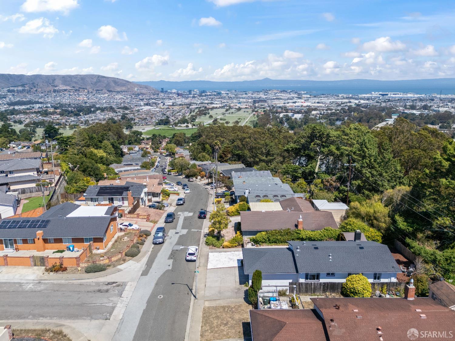2491 Catalpa Way