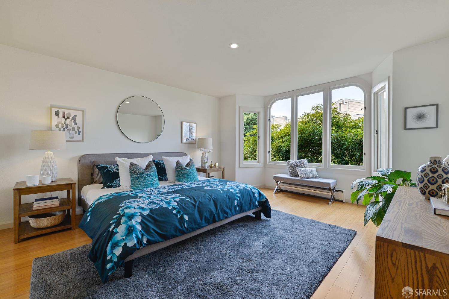 1909 Eddy Street # 3