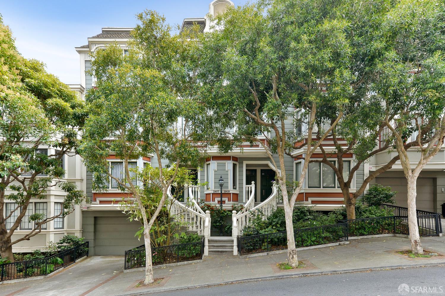1909 Eddy Street # 3