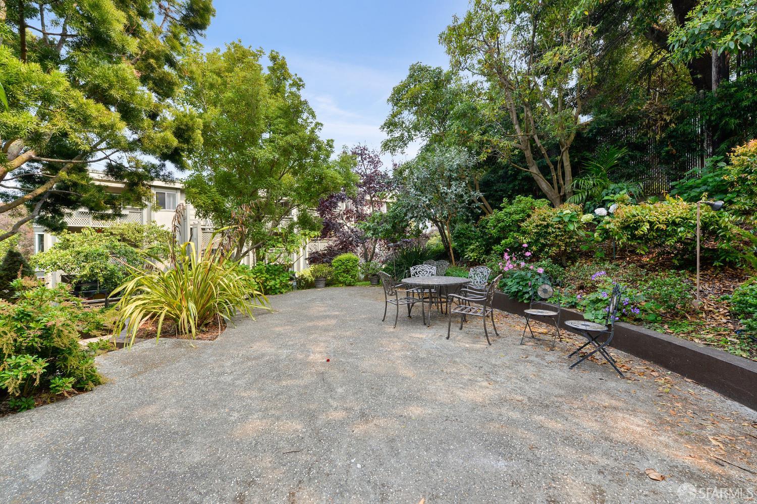 1909 Eddy Street # 3
