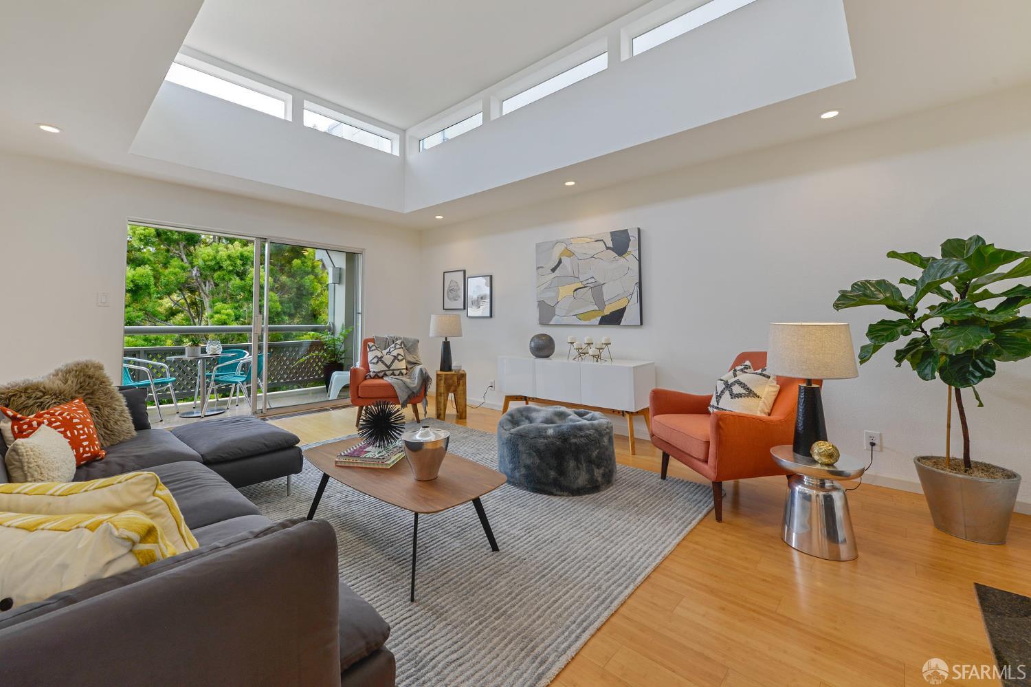1909 Eddy Street # 3