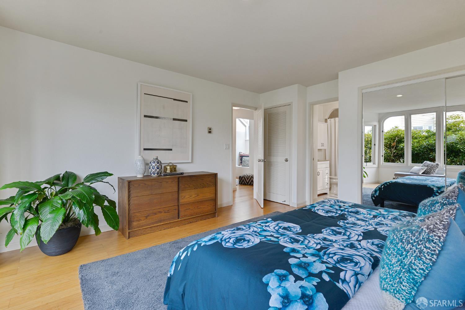 1909 Eddy Street # 3