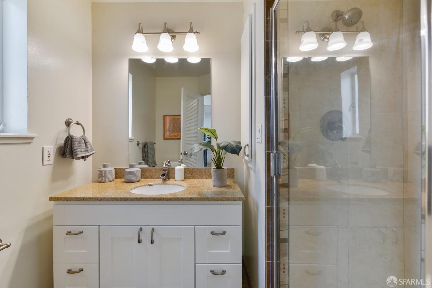 1909 Eddy Street # 3