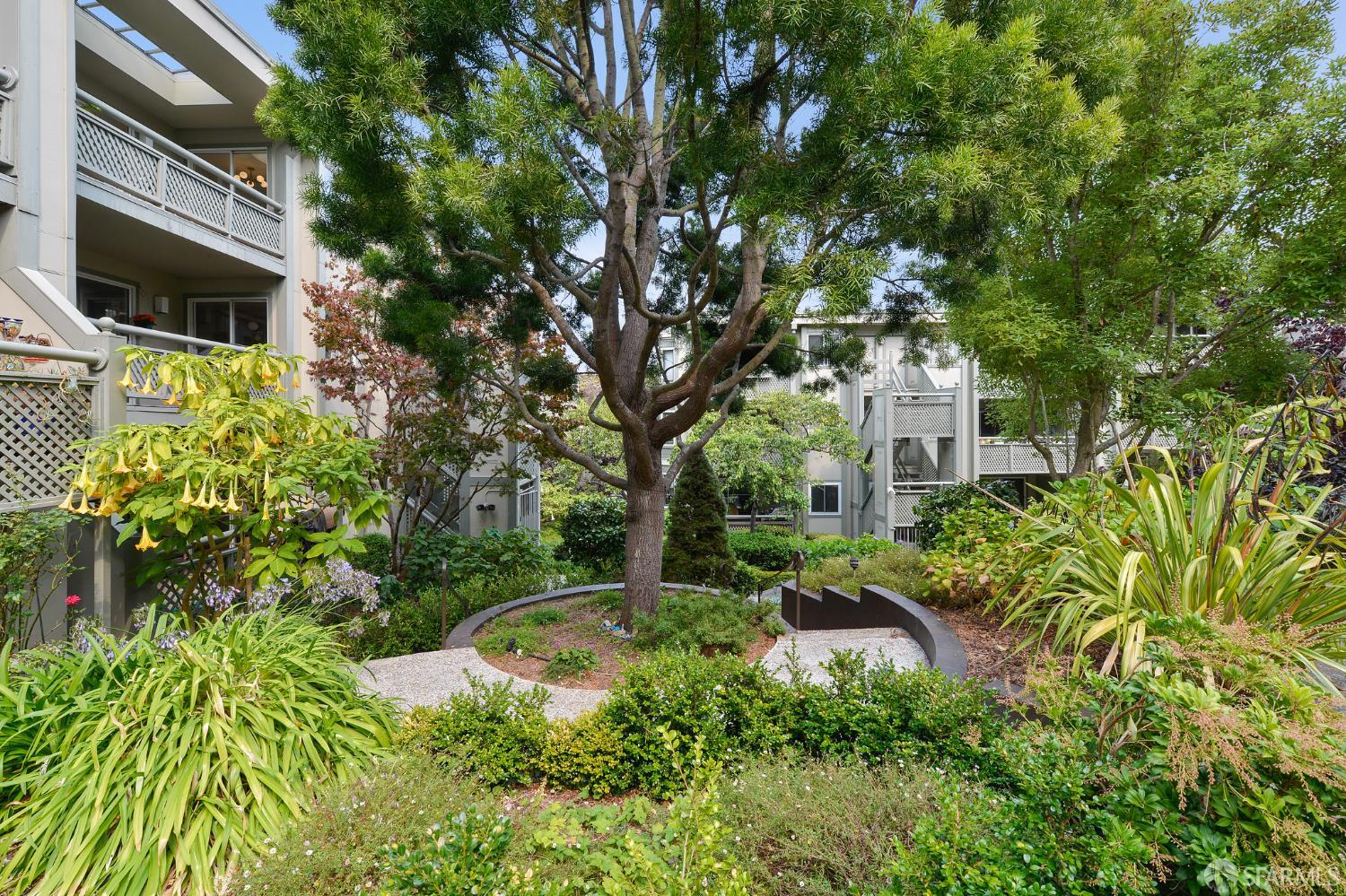 1909 Eddy Street # 3