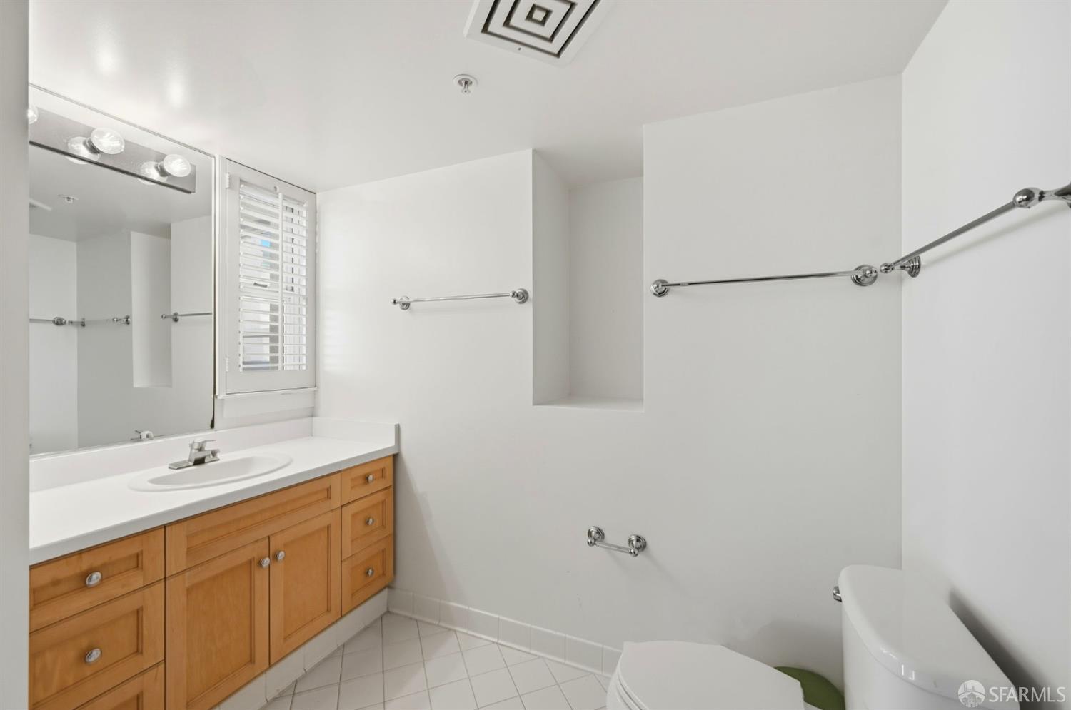 1483 Sutter Street # 405