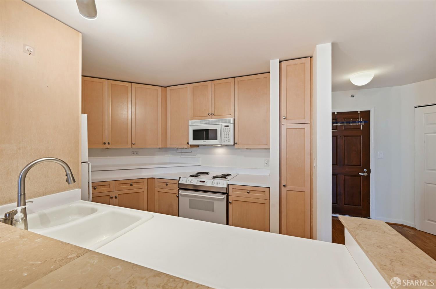 1483 Sutter Street # 405