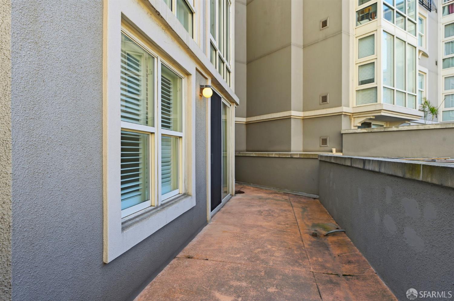 1483 Sutter Street # 405