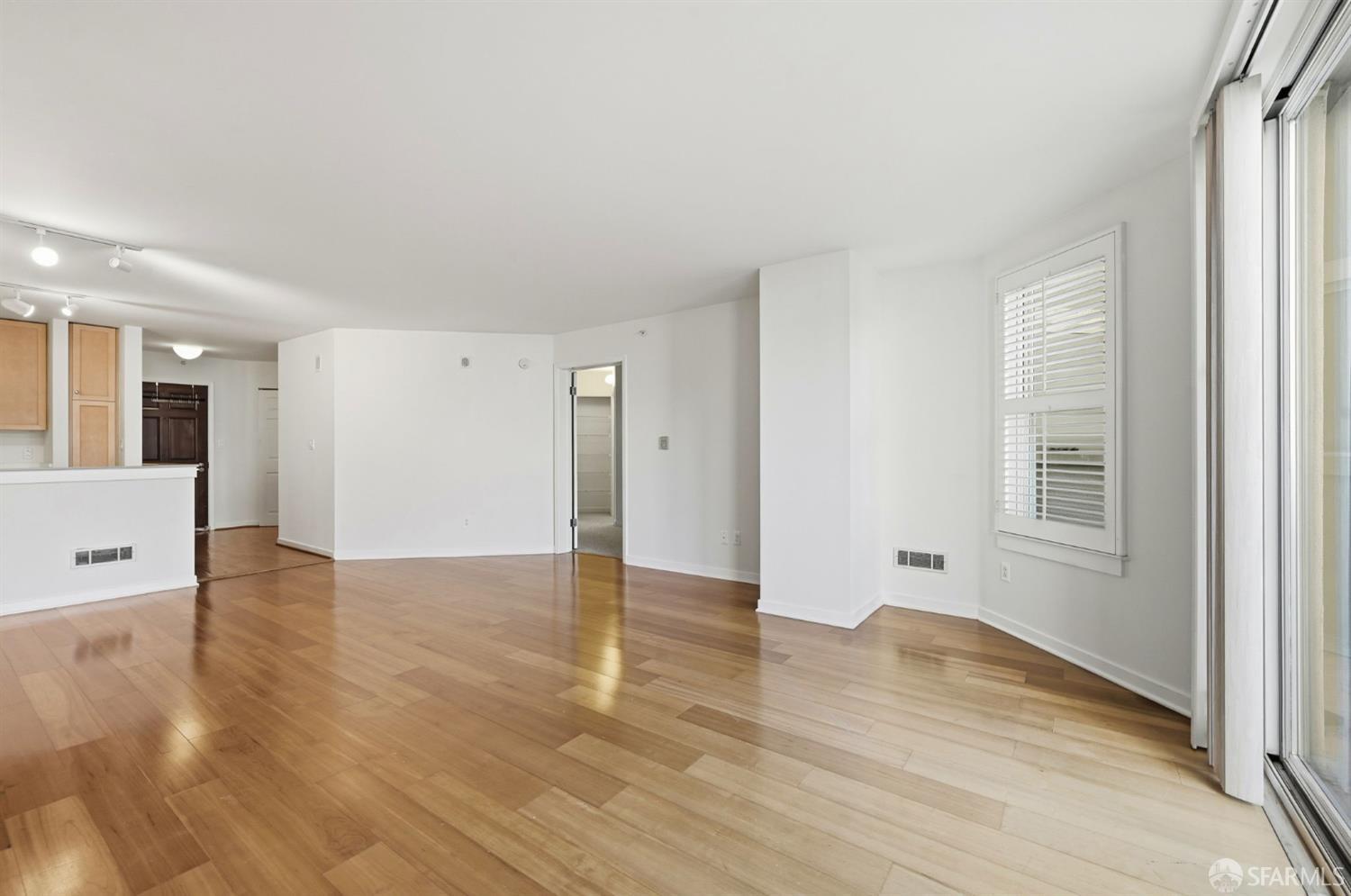 1483 Sutter Street # 405