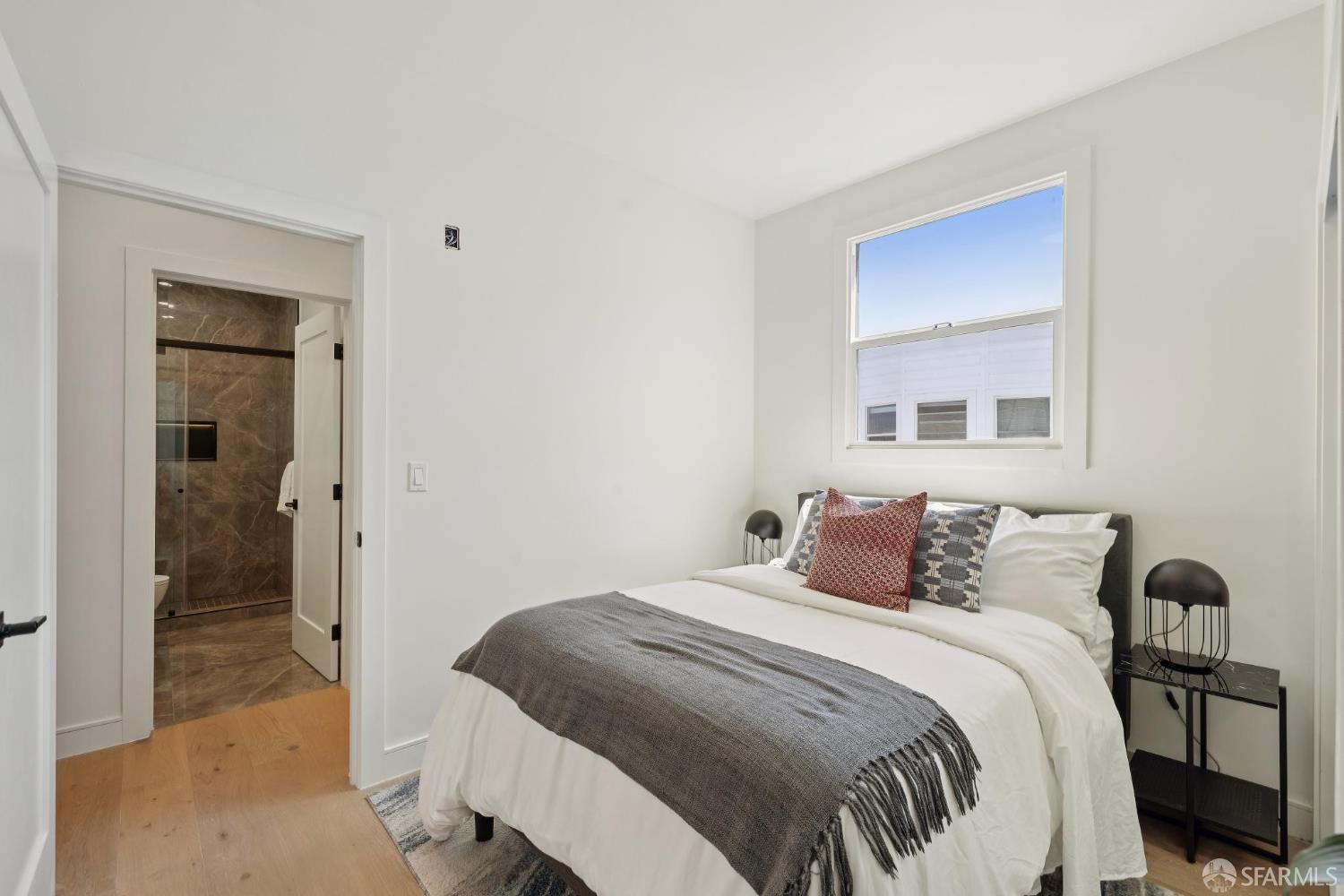 1234 Francisco Street # 6