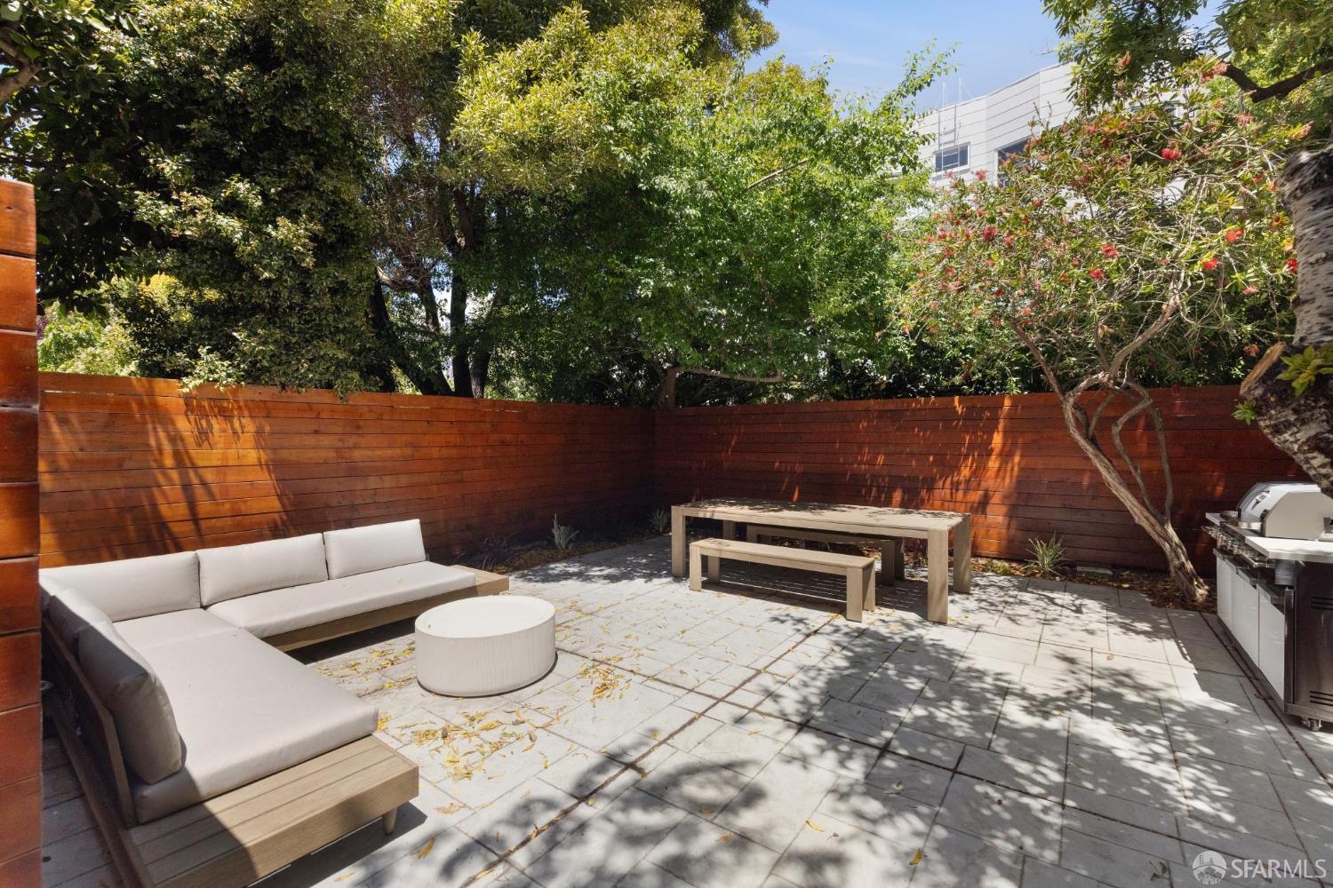 1234 Francisco Street # 6